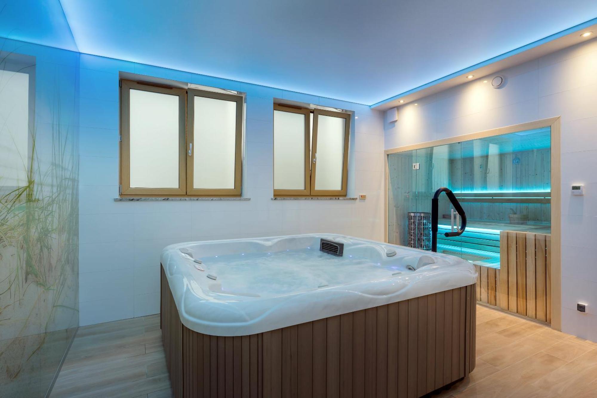 Underground Apartment In A Lux Holiday House Posejdon By Renters Prestige โคลเชโว ภายนอก รูปภาพ